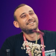 Pavel @DeskNow